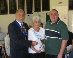 Mixed Pairs winners Joy Hunter, Rick Stone