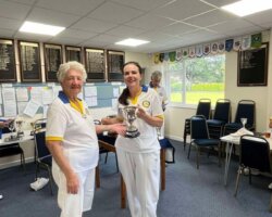 Ladies Two Woods Winner - Helen Pallett